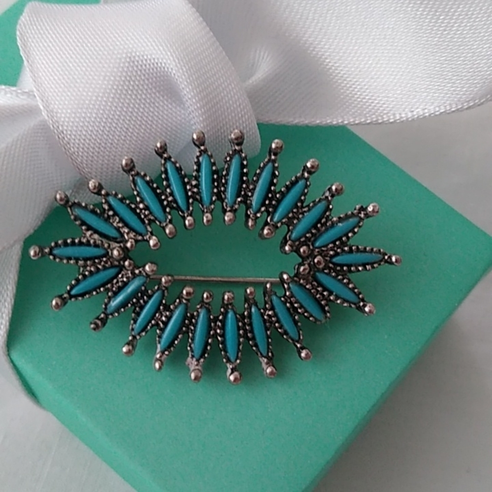 Vintage Zuni Petit Point Sterling Silver + Turquoise Oval Brooch